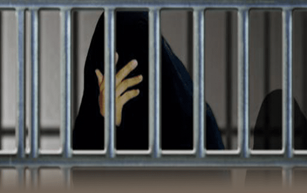 منظمة: انتهاكات خطيرة بحق النساء بسجون الحوثي ترقى إلى جرائم حرب