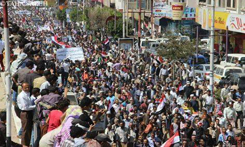 أربعة جرحى برصاص الحوثيين خلال مظاهرات مناهضة لهم بصنعاء