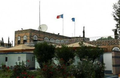 إغلاق القسم القنصلي في السفارة الفرنسية بصنعاء حتى إشعار آخر