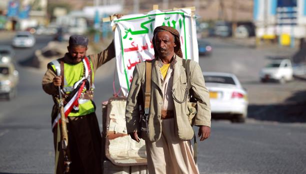 مليشيات الحوثي تختطف شيخا قبليا بآنس ذمار بعد اختطاف أقارب له
